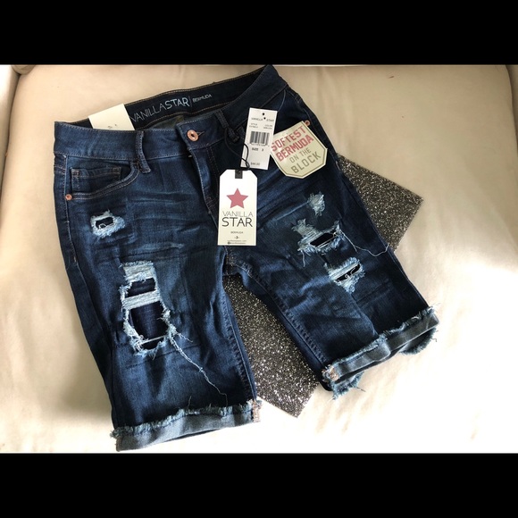 NWT Vanilla Star Softest Bermuda Denim shorts! - Picture 4 of 5